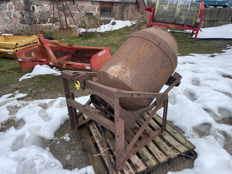 Construction  Teagle Cement Mixer - 3 Point Hitch Photo